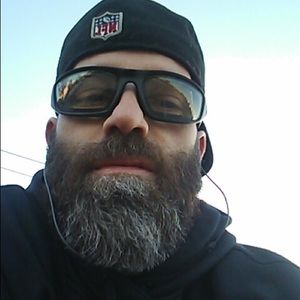 Meet your Posher, Colin